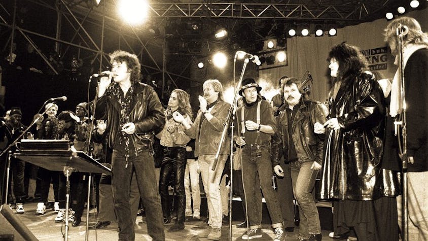 Der Runde Tisch unterstützte das  „Arsch huh“-Konzert am 9. November 1992,