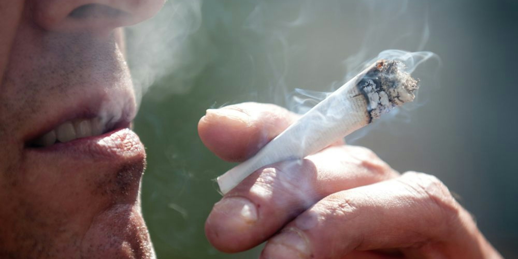Seit zwei Jahren als Medizin legalisiert: Die Cannabis-Zigarette kann Patienten mit schweren Erkrankungen zur Linderung der Symptome verschrieben werden.