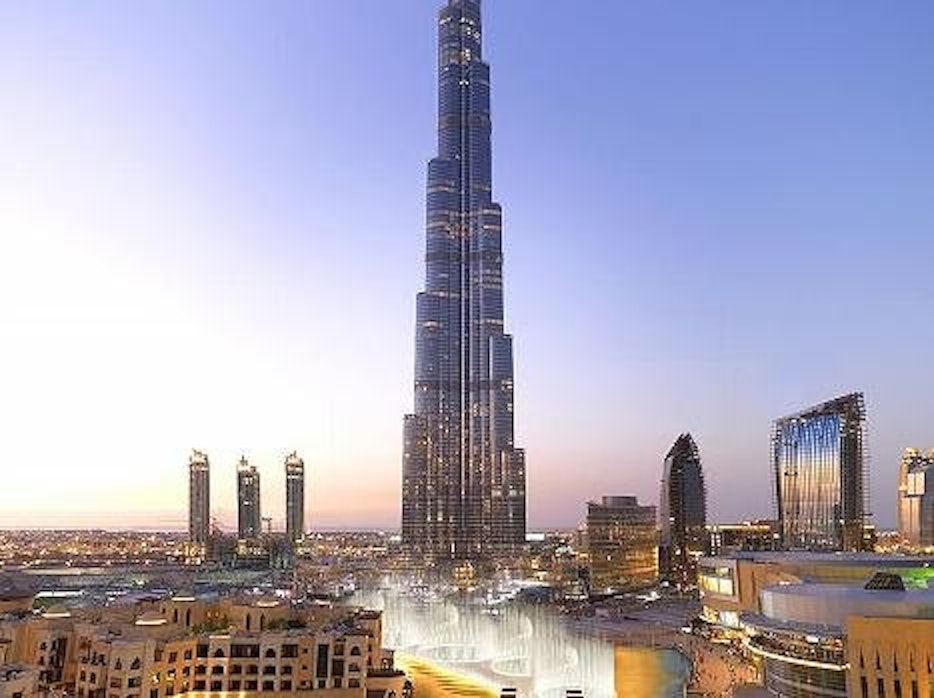 Ort der Superlative: Der Burj Khalifa in Dubai gilt mit 828 Metern Höhe momentan als höchstes Gebäude der Welt.