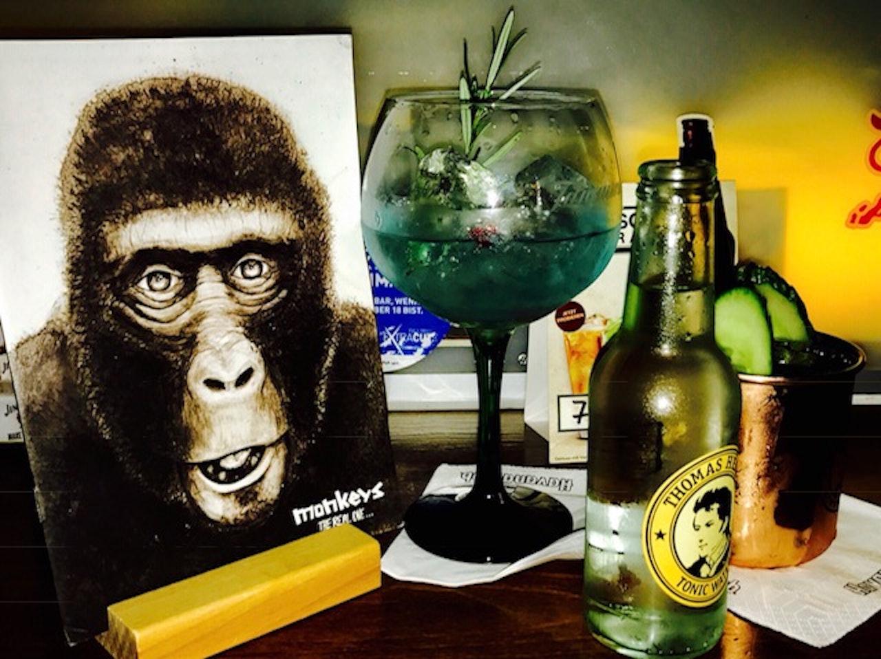 drink im monkeys mit flyer