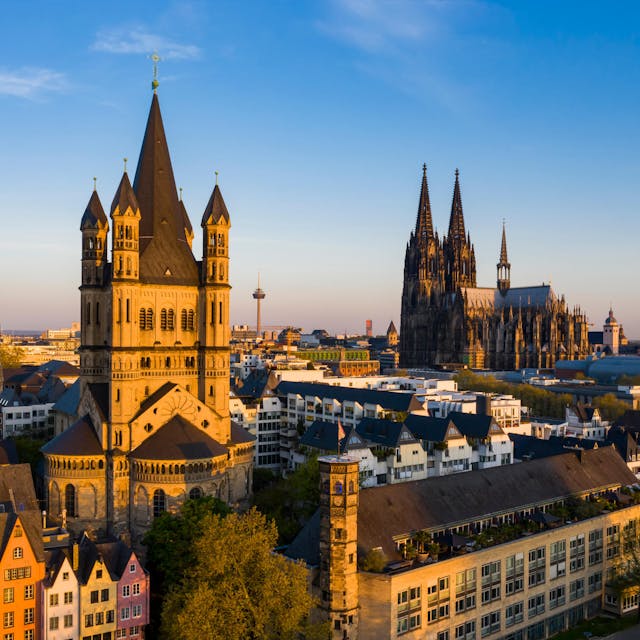 Blick auf Kölner Dom und Groß St. Martin