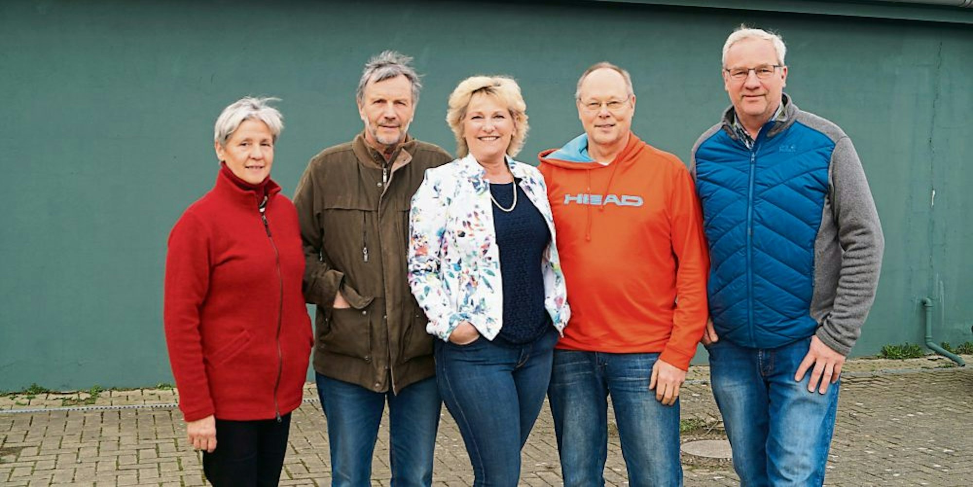 Für die Interessengemeinschaft „Glessen autark“: Anne Keller, Rolf Brunkhorst, Jutta Nett, Detlef Werner und Peter Pütz.
