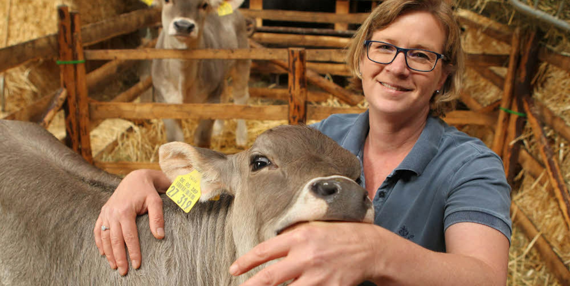 Kathrin Frauenkron und ihr Mann Kurt haben ein Faible für die seltene Rinderrasse Original Braunvieh. Sie sind die einzigen deutschen Züchter außerhalb Bayerns und Baden-Württembergs.