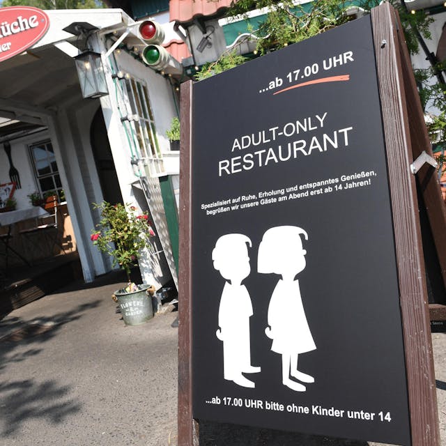 Kinderverbot im Restaurant dpa