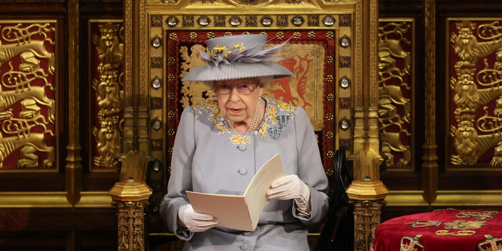 Queen Elizabeth 200521