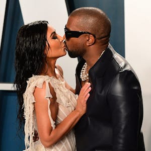 Kim Kardashian und Rapper Kanye West sind für viele Schlagzeilen und Geschmacklosigkeiten gut.