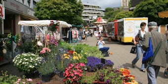 Der Wochenmarkt in Bensberg mit seinen 20 Ständen soll attraktiver werden.