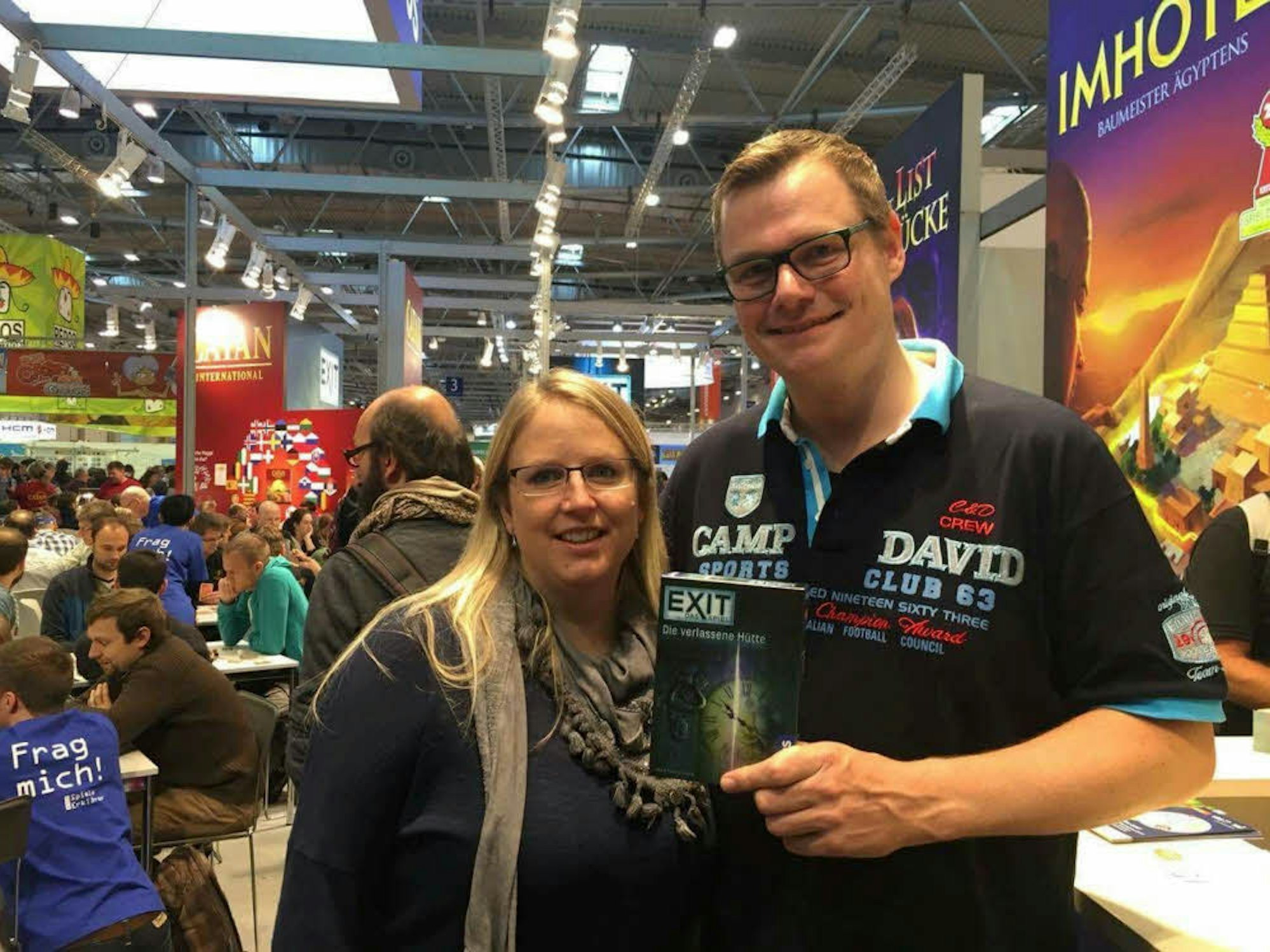 Für ihre Spiele aus der Reihe „Exit“, die sie unter anderem im vergangenen Oktober bei der Spielemesse in Essen vorgestellt hatten, sind Inka und Markus Brand jetzt ausgezeichnet worden.