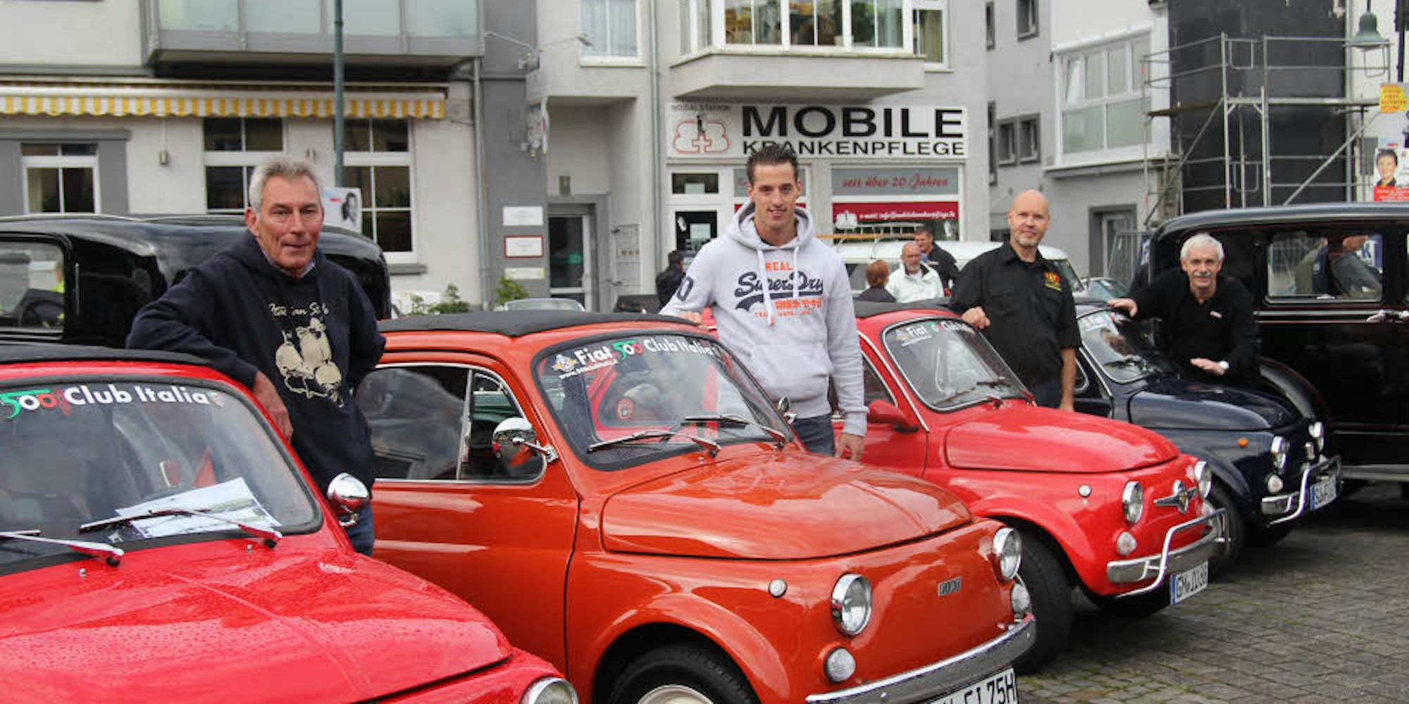 In Clubstärke reisten die Cinquecento-Besitzer der Modelle Fiat 500 nach Overath.
