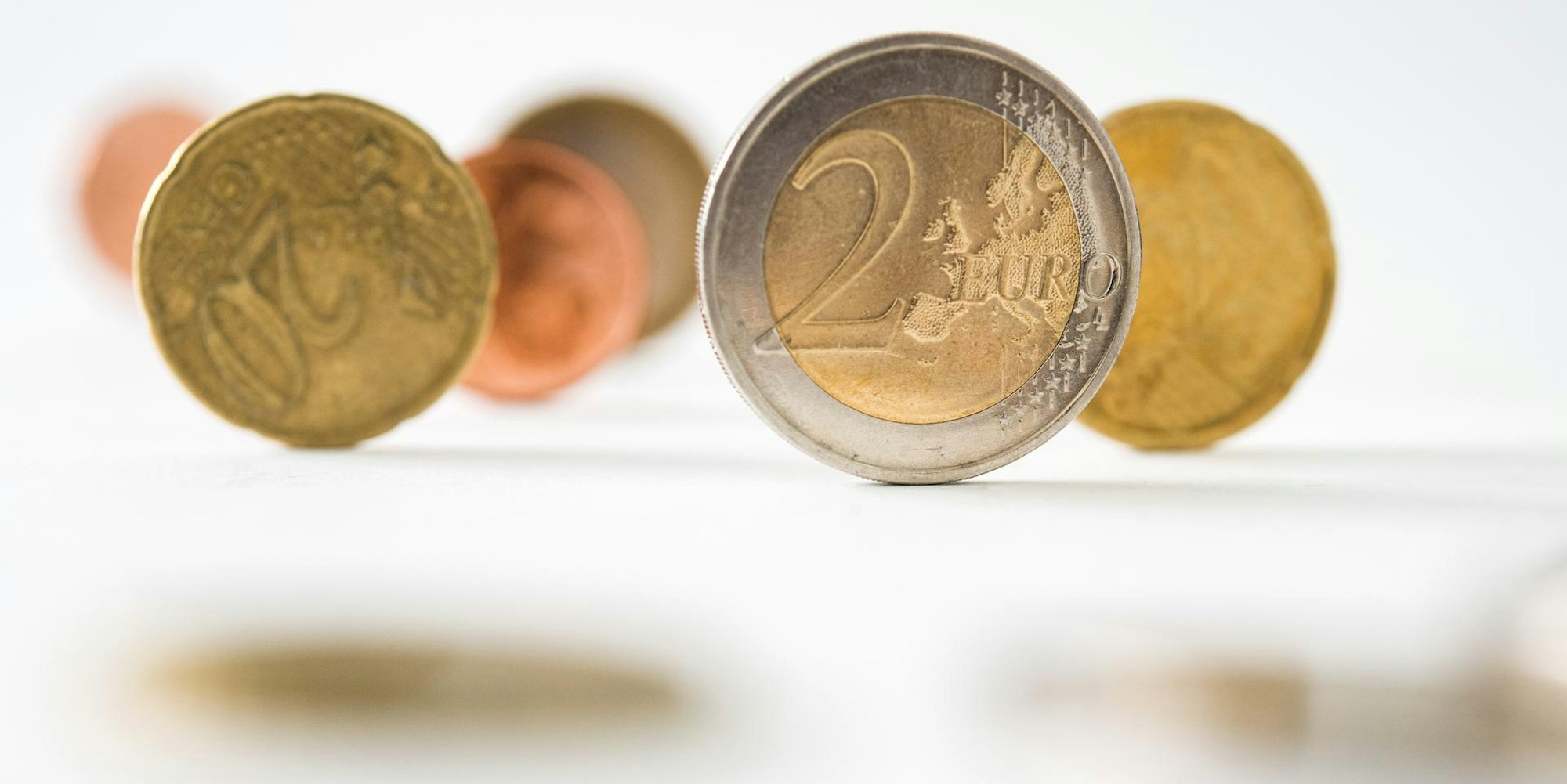Euro- und Cent-Münzen dpa