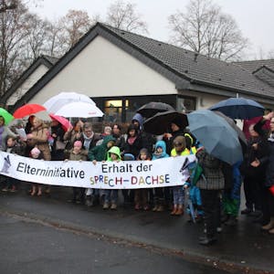 Im Februar 2017 demonstrierten Eltern gegen die drohende Schließung des Sprachheilkindergartens.