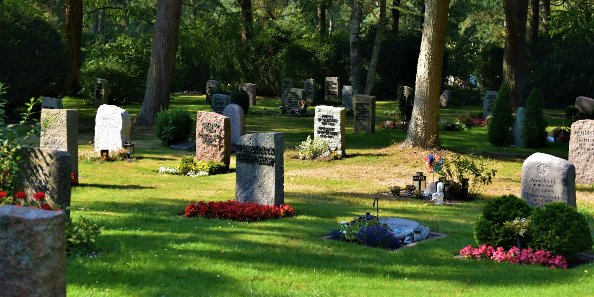 Friedhof Symbolbild