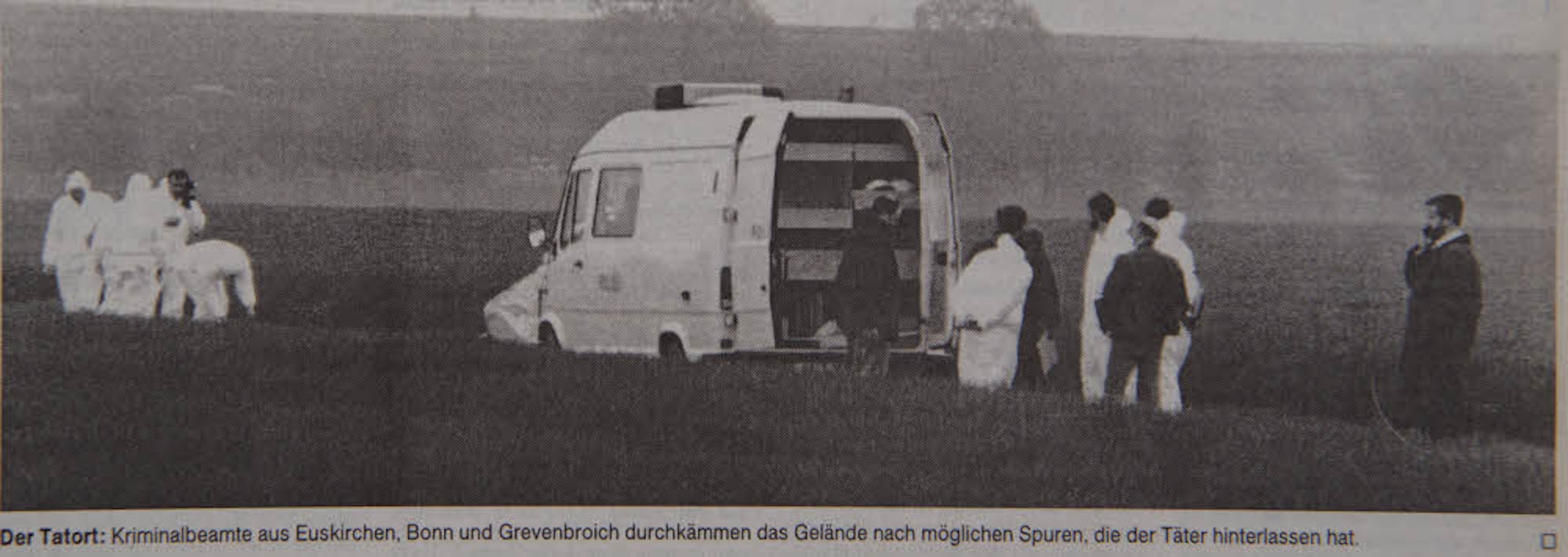 Spurensuche am Fundort der Leiche von Claudia Ruf, die am 13. Mai 1996 bei Oberwichterich an einem Feldweg entdeckt wurde.