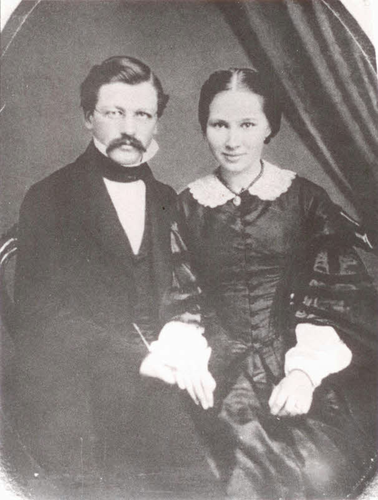Richard Zanders mit seiner Braut Maria Johanny aus Hückeswagen.