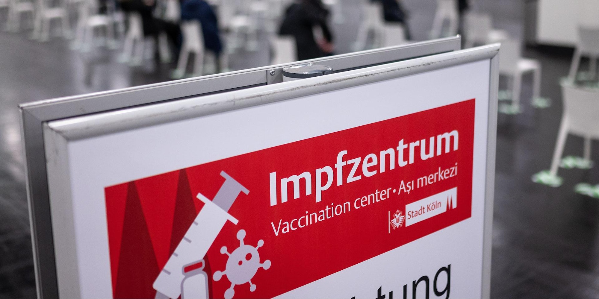 Impfzentrum Köln dpa