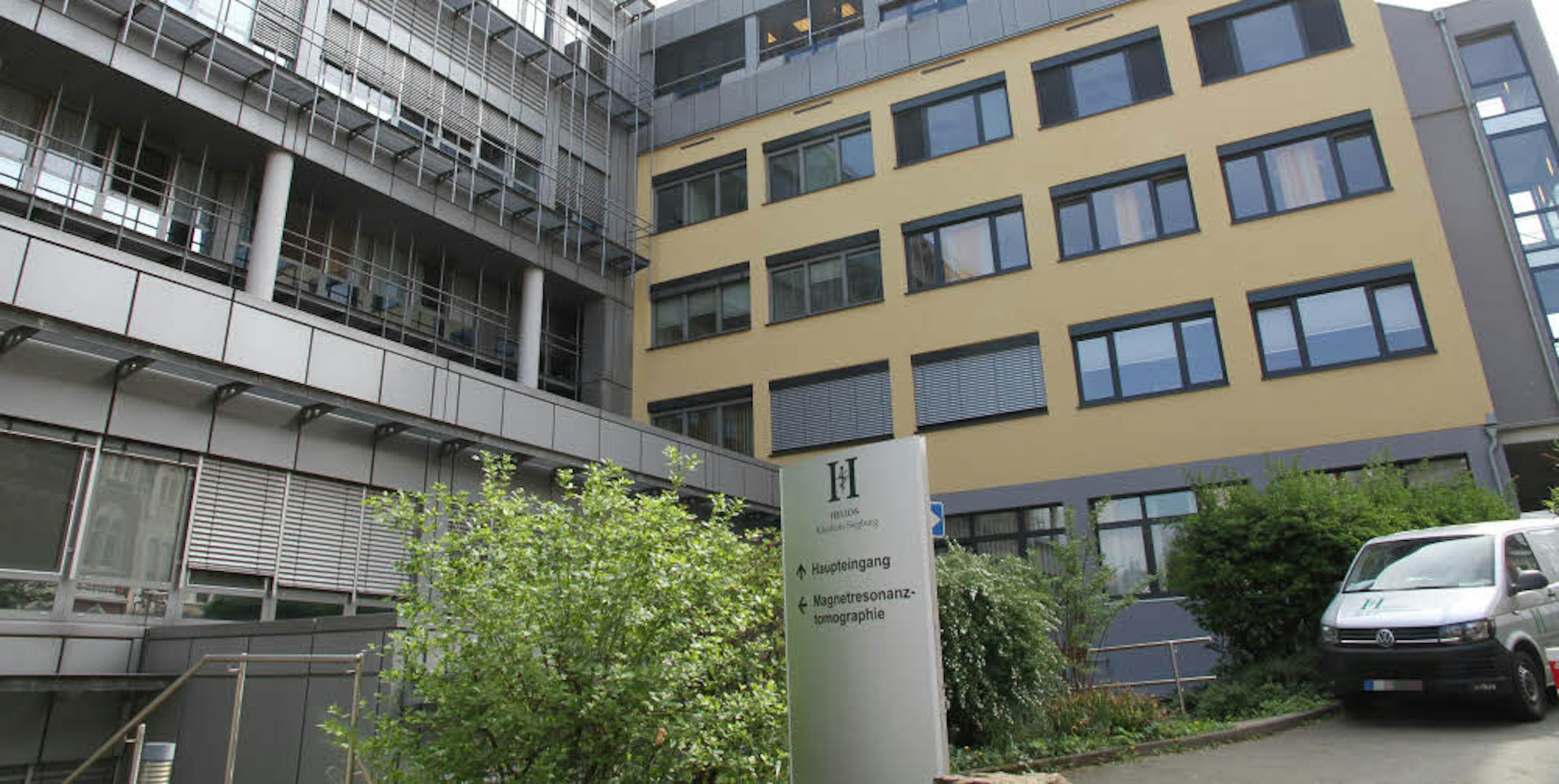 Von zahlreichen Beschwerden aus der Pflege berichtet der Betriebsrat des Siegburger Helios-Klinikums.