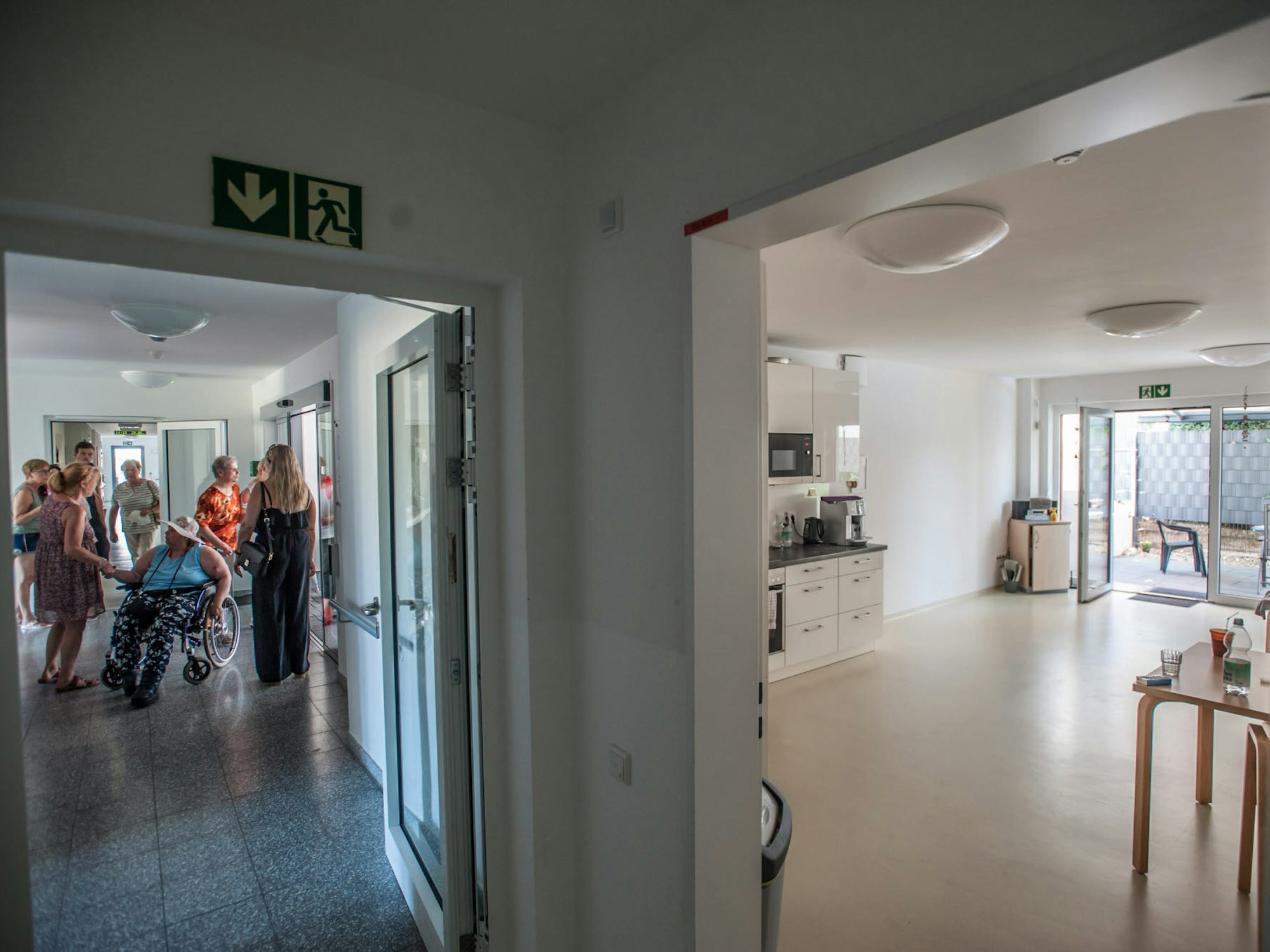 Das neue Lebenshilfe-Wohnhaus am Weiherfeld wurde mit Tanz, Musik und Besichtigungsmöglichkeiten eingeweiht.