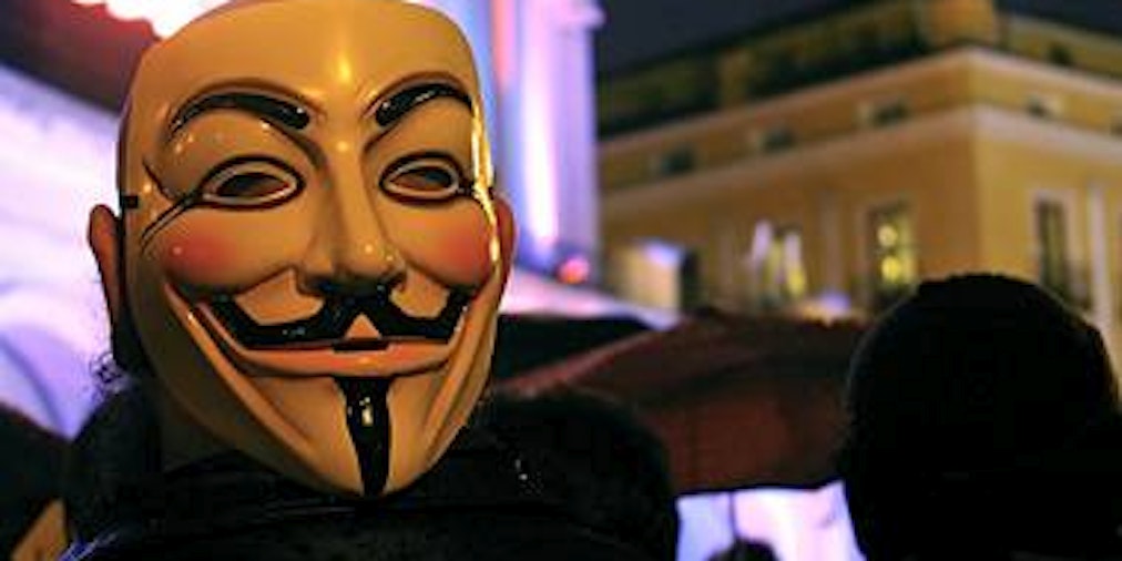 Die typische Maske der Anonymous-Aktivisten.