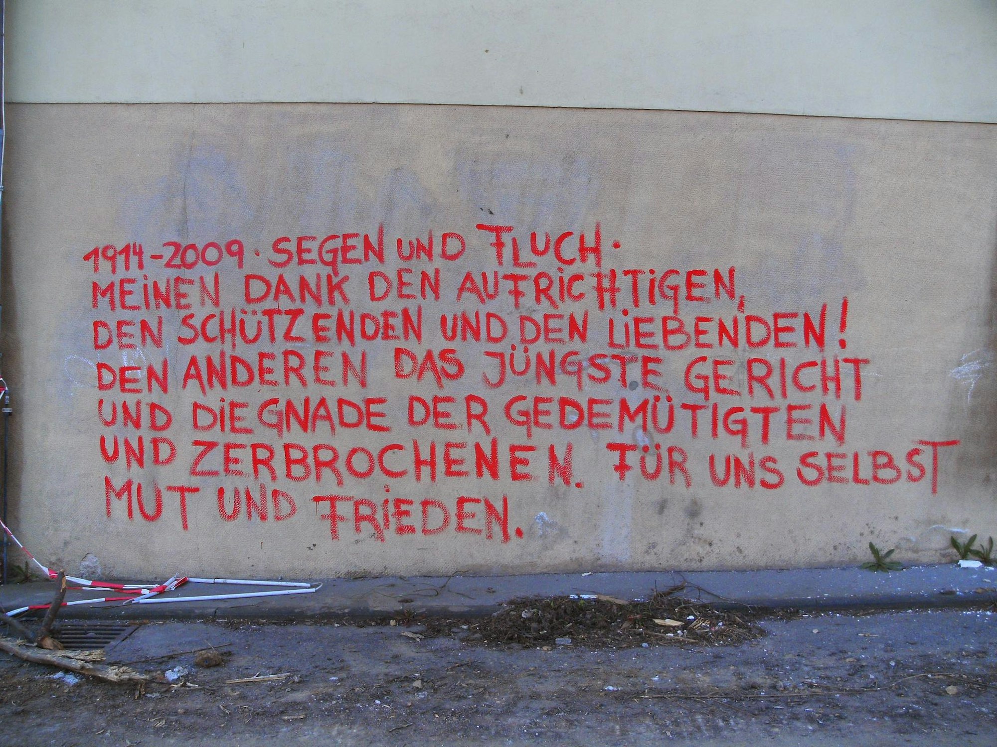 Grafitti_Spruch_Kinderheim_Sülz