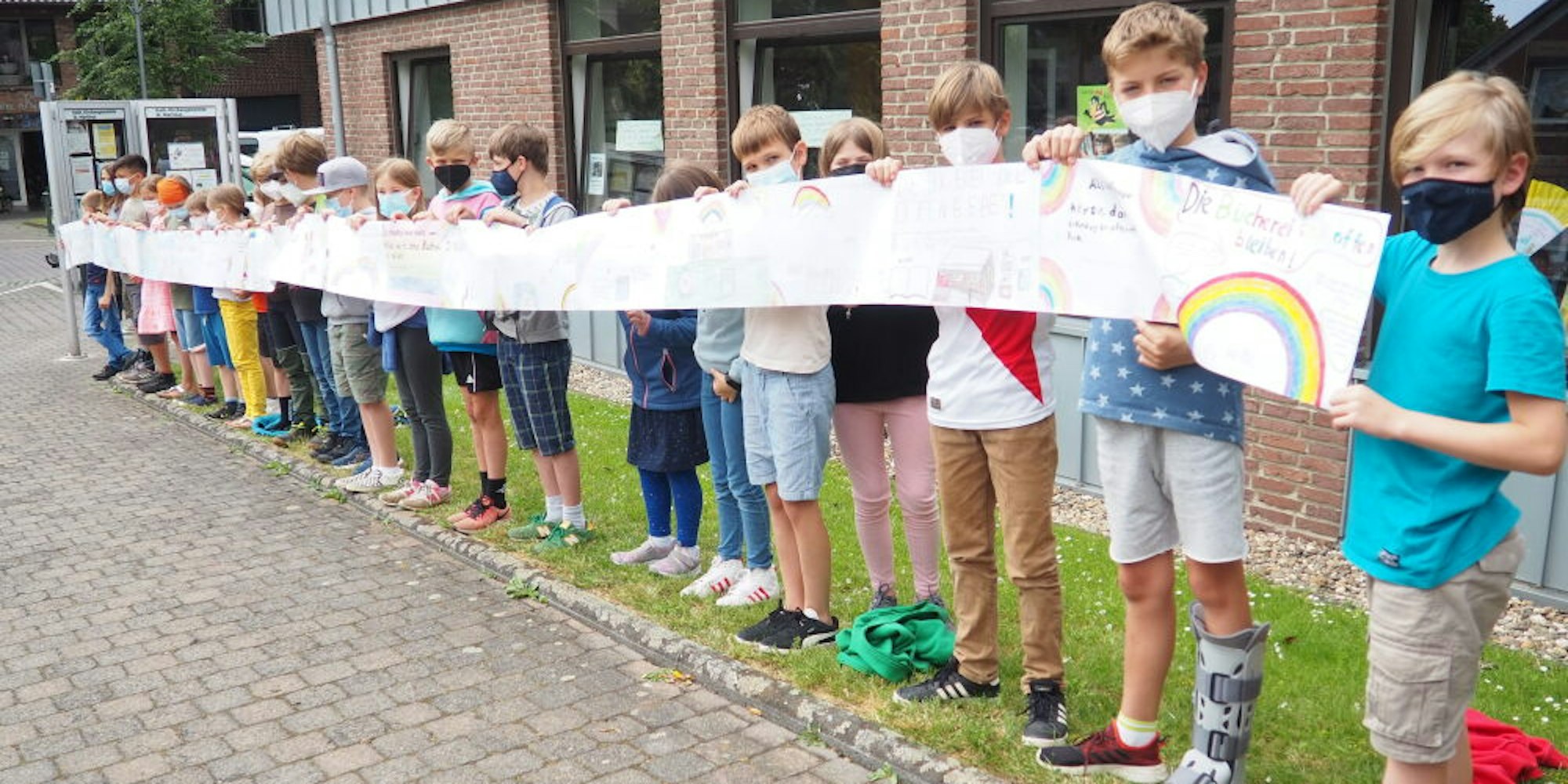 Im Juni hatten vor allem Kinder gegen die drohende Schließung der Bücherei protestiert.
