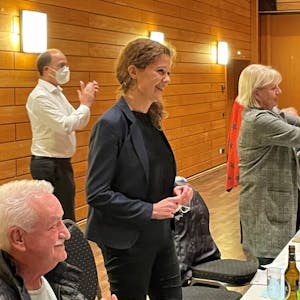 Kirsten Wildschrey-Just beerbt Helmut Paul als Vorsitzende der CDU Bergheim. 