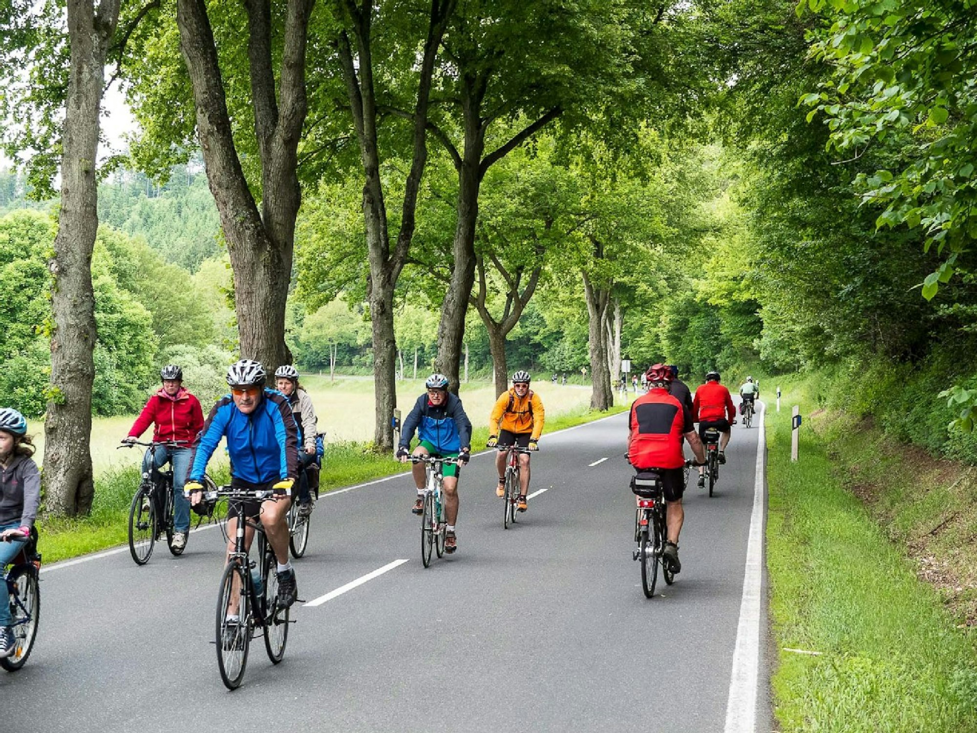 Die Tour de Ahrtal findet dieses Jahr am 14. Juni statt. Von Blankenheim bis Dümpelfeld und von Hillesheim bis ins Ahrtal sind 46 Kilometer Straße für Autos gesperrt.