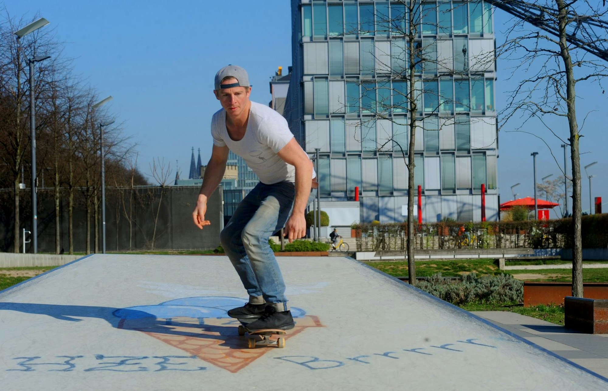 Daniel Roesner Skateboard 250417