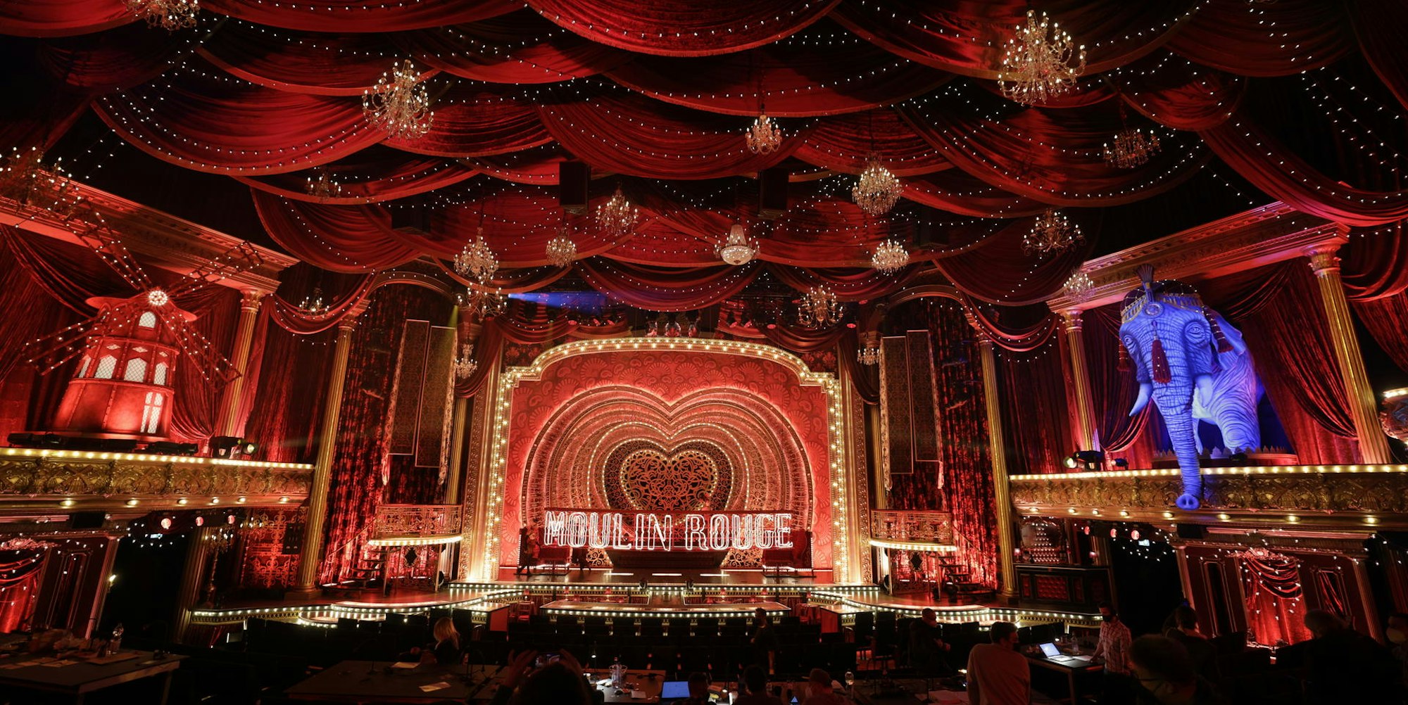 Moulin_Rouge_14102022_101