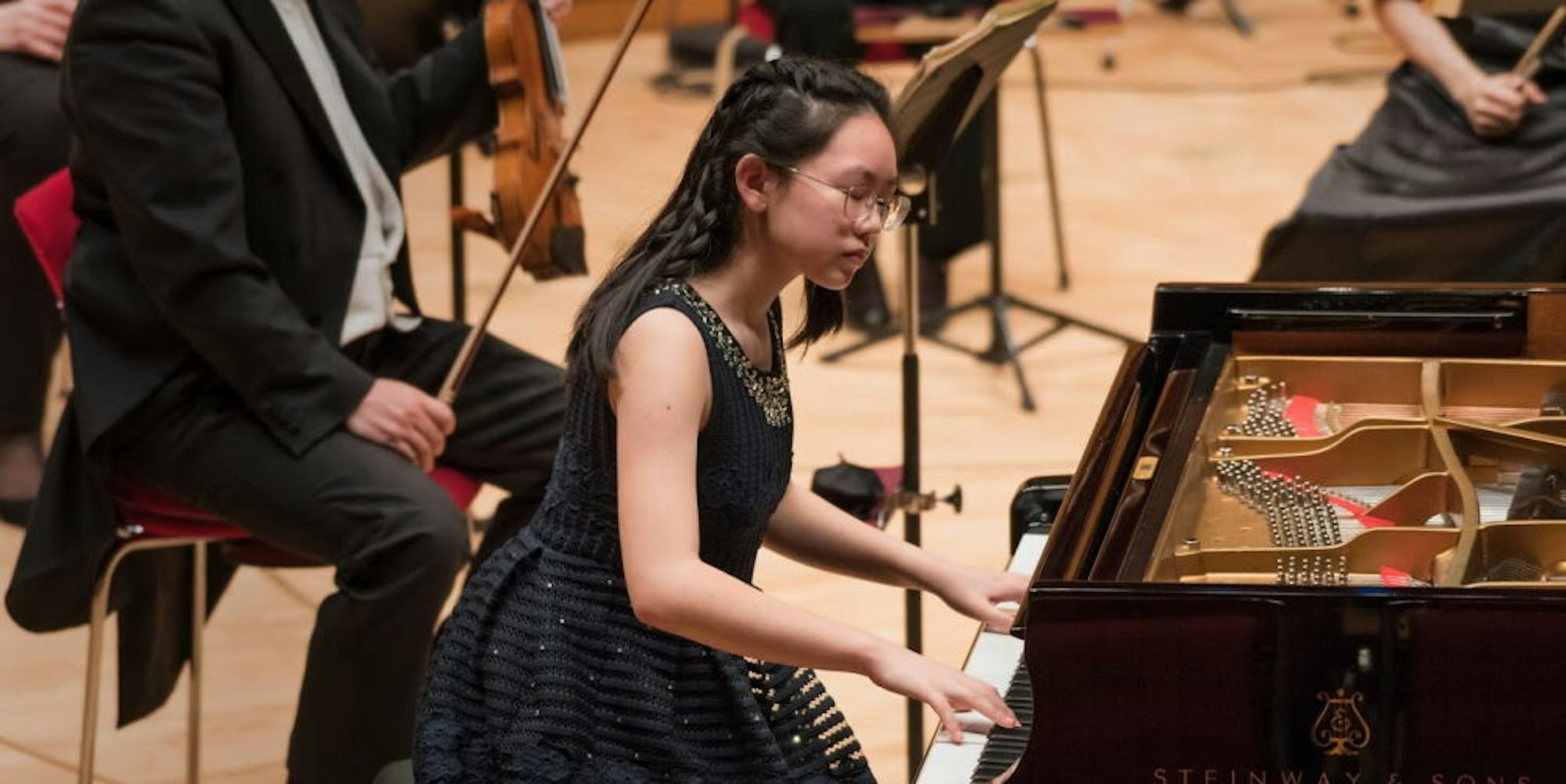 Pianistin aus Leidenschaft: Die zwölfjährige On-You Kim spielte in der Philharmonie.