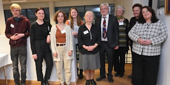 Die Preisträger des Literatur-Förderkreises mit den Vertretern der Gruppe 48 und Bürgermeisterin Bondina Schulze.