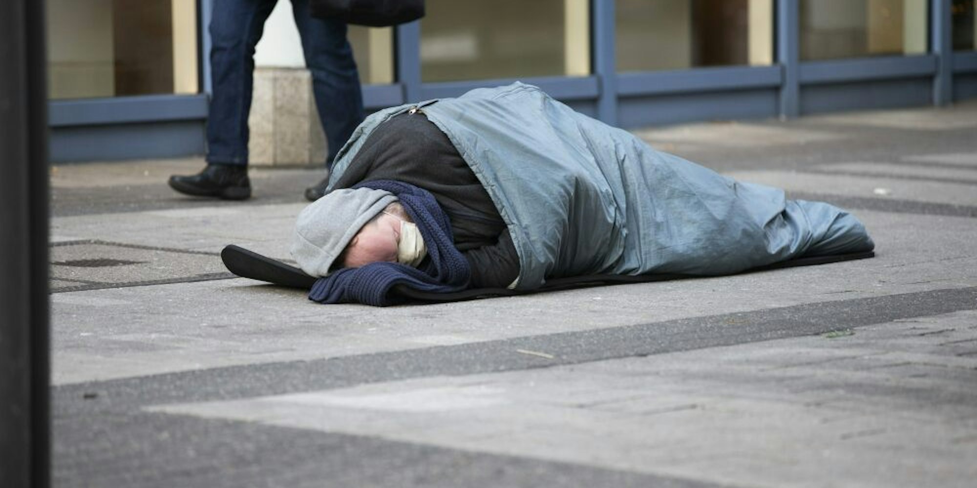 Ein Obdachloser in Köln 
