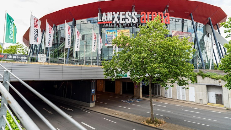 In der Lanxess-Arena wird bald erstmals Tennis gespielt.