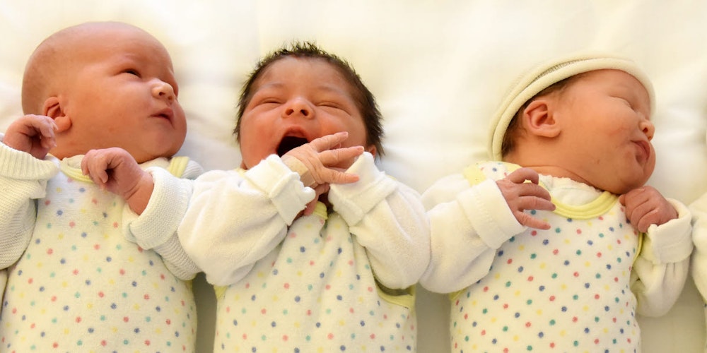 Säuglinge auf einer Geburtsstation