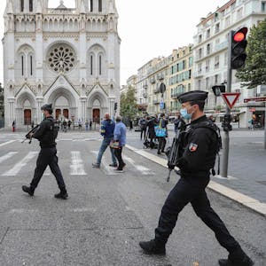 Nizza Notre Dame Gedenkfeier Sicherheitskräfte