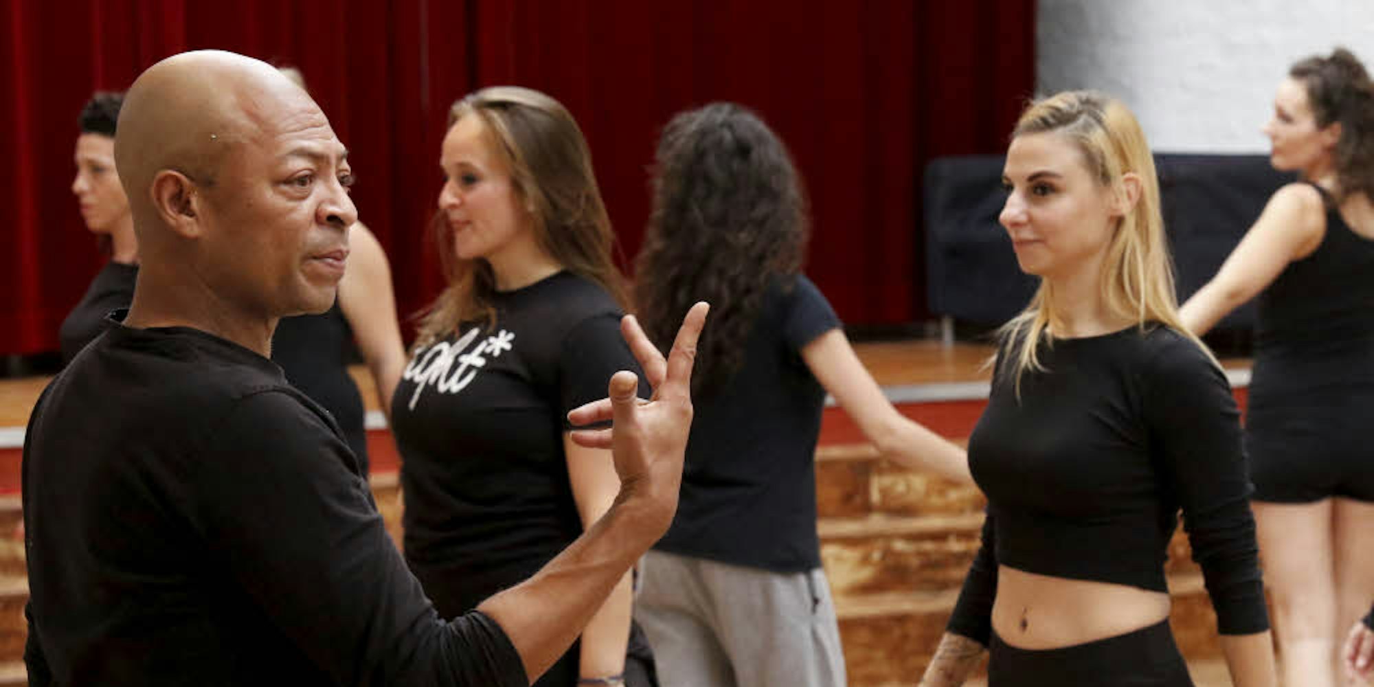 Der Original-Choreograph von Michael Jackson gab in Köln einen Tanz-Workshop.