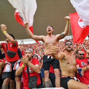 FC-Fans im Stadion Fehervar