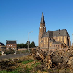 In den Varianten, die die Kerpener Stadtverwaltung vorgestellt hat, soll die Kirche in Manheim-alt stehenbleiben.