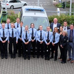 15 neue Kolleginnen und Kollegen verstärken die Polizei im Rheinisch-Bergischen Kreis