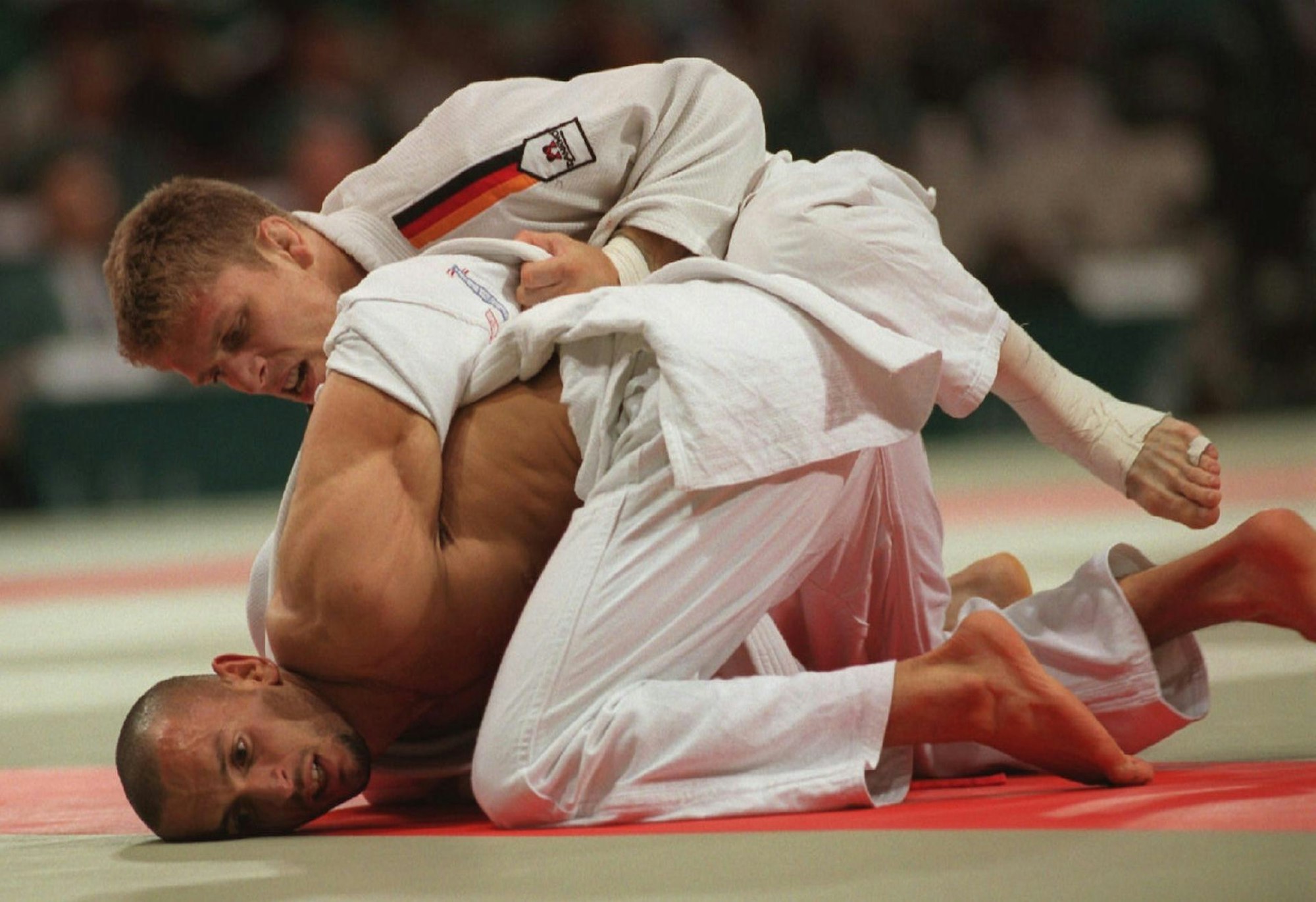 Der künftige e-regio-Chef Stefan Dott (oben) war ein erfolgreicher Judoka. Bei Olympia 1992 wurde er Fünfter.