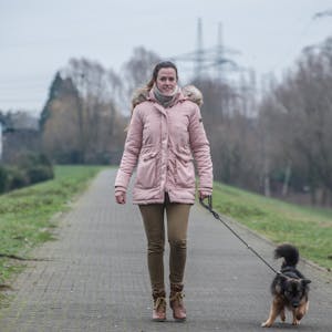 Nadine Matheis spaziert und wandert gerne – warum nicht auch für den guten Zweck?