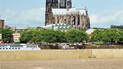 Leserinnen und Leser haben Fotos vom Kölner Dom eingesendet, nachdem Fotografen des „Kölner Stadt-Anzeiger“ Tipps gegeben haben.