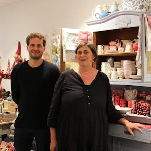Bettina Kempe und ihr Sohn Moritz haben den neuen Laden in Brühl liebevoll eingerichtet.
