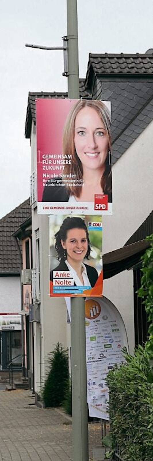 Viel Auswahl hat der Betrachter bei den Wahlplakaten Neunkirchen-Seelscheid.