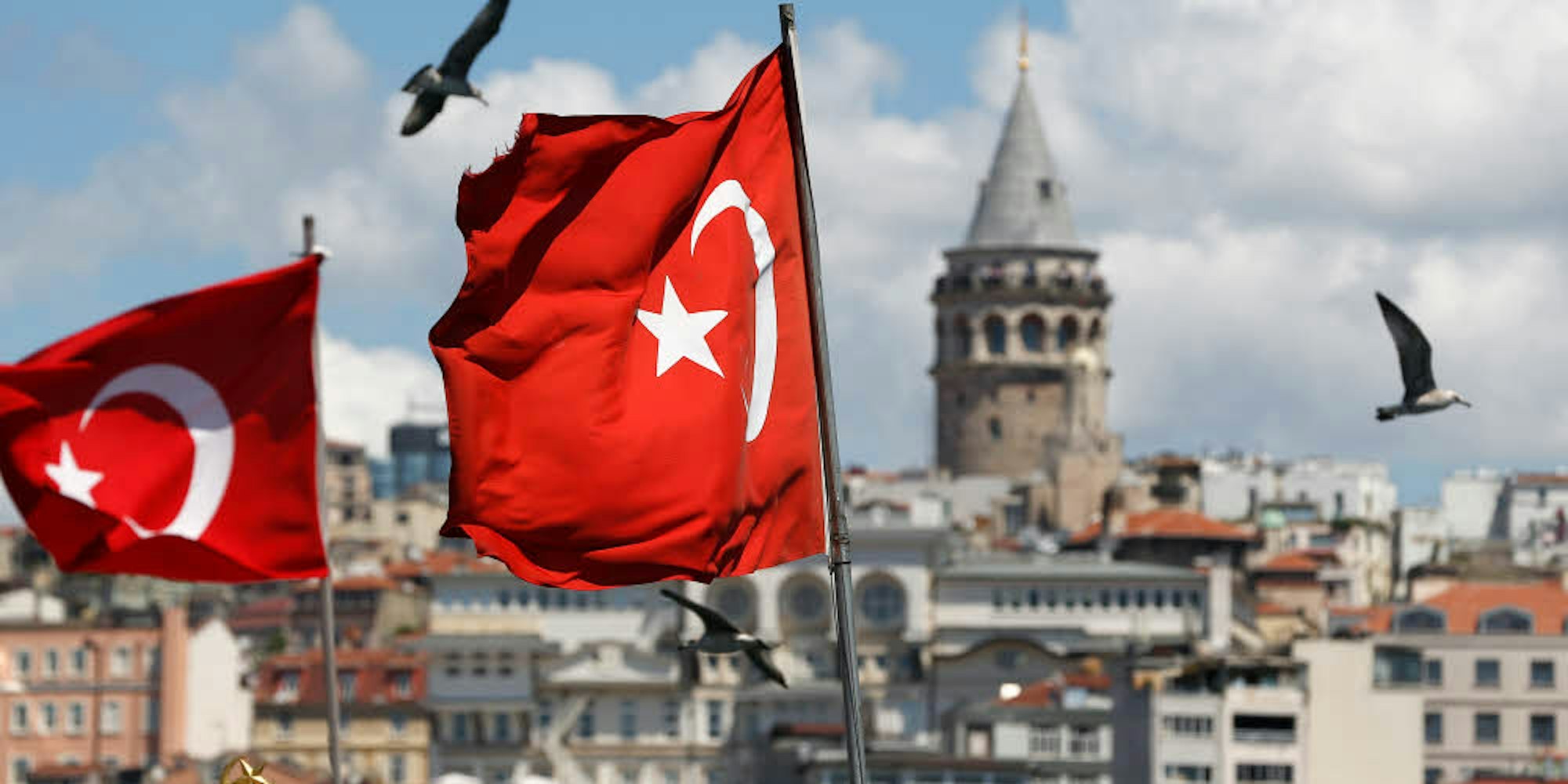 Der Galata-Turm in der türkischen Metropole Istanbul