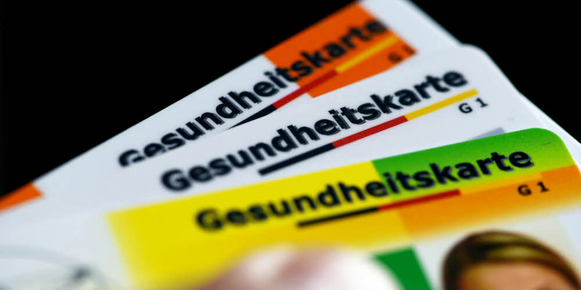 Gesundheitskarten wollen Troisdorf, Hennef und Bornheim an Flüchtlinge ausgeben.