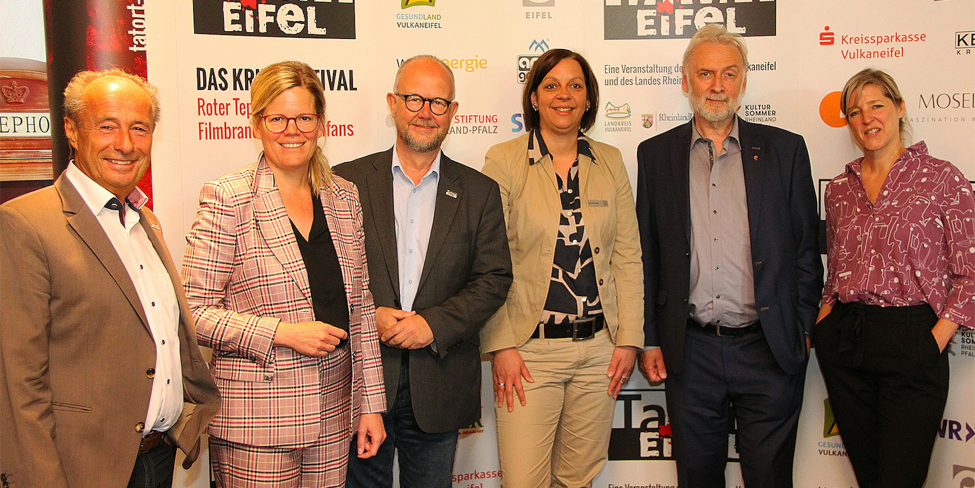 Unter anderem freuen sich auf die 11. Auflage des Festivals „Tatort Eifel“ (v.l.): Hans-Peter Hoffmann, Julia Gieseking,  Ralf Kramp, Verena Bernardy, Prof. Dr. Jürgen Hardeck und Julia Röskau.