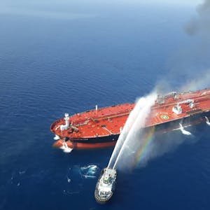 Tanker im Golf von Oman Löschaktion