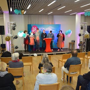 Festakt mit Abstand: Aktive und Ehemalige des katholischen Jugendverbands KJG feierten das 50-Jährige in Altenberg.