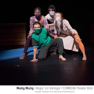 Szene aus der Tanz-Produktion „mutig mutig“