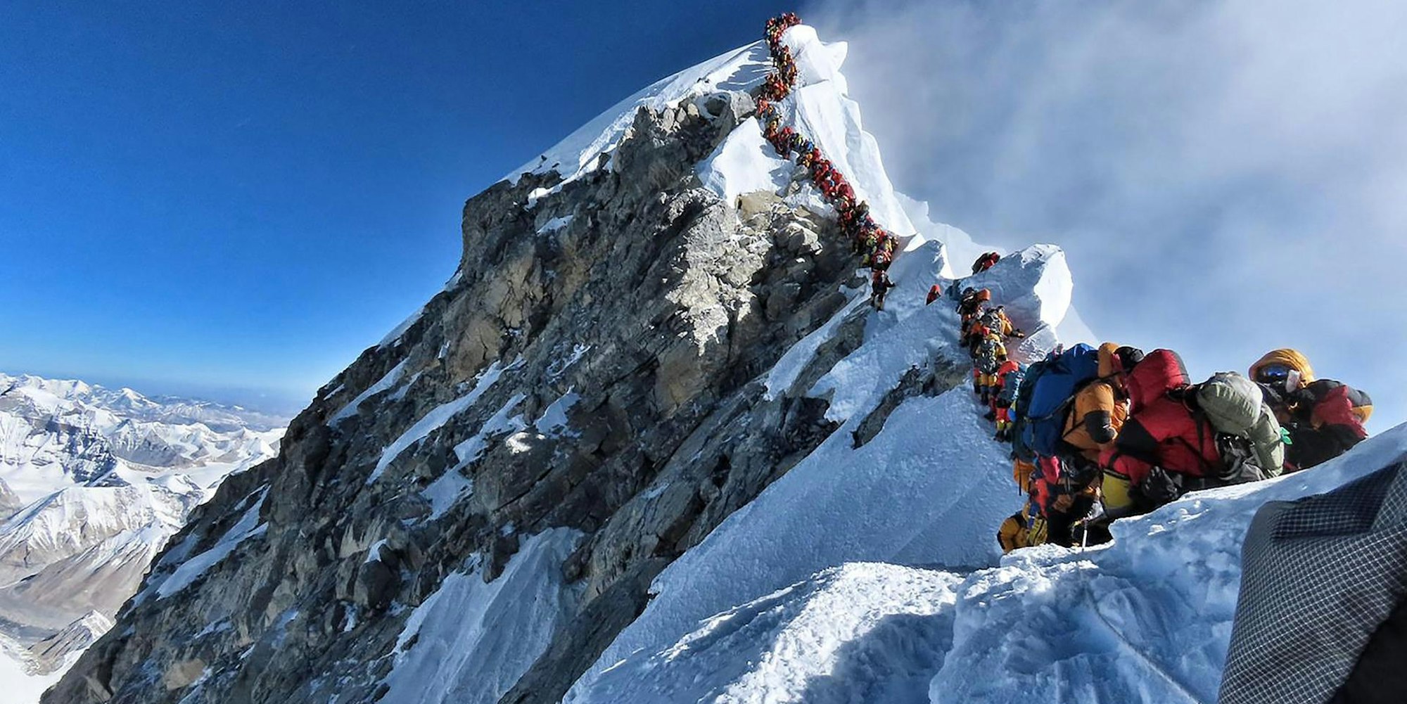 Schlange am Mount Everest